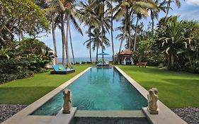 Villa Samudra Luxury Beachfront